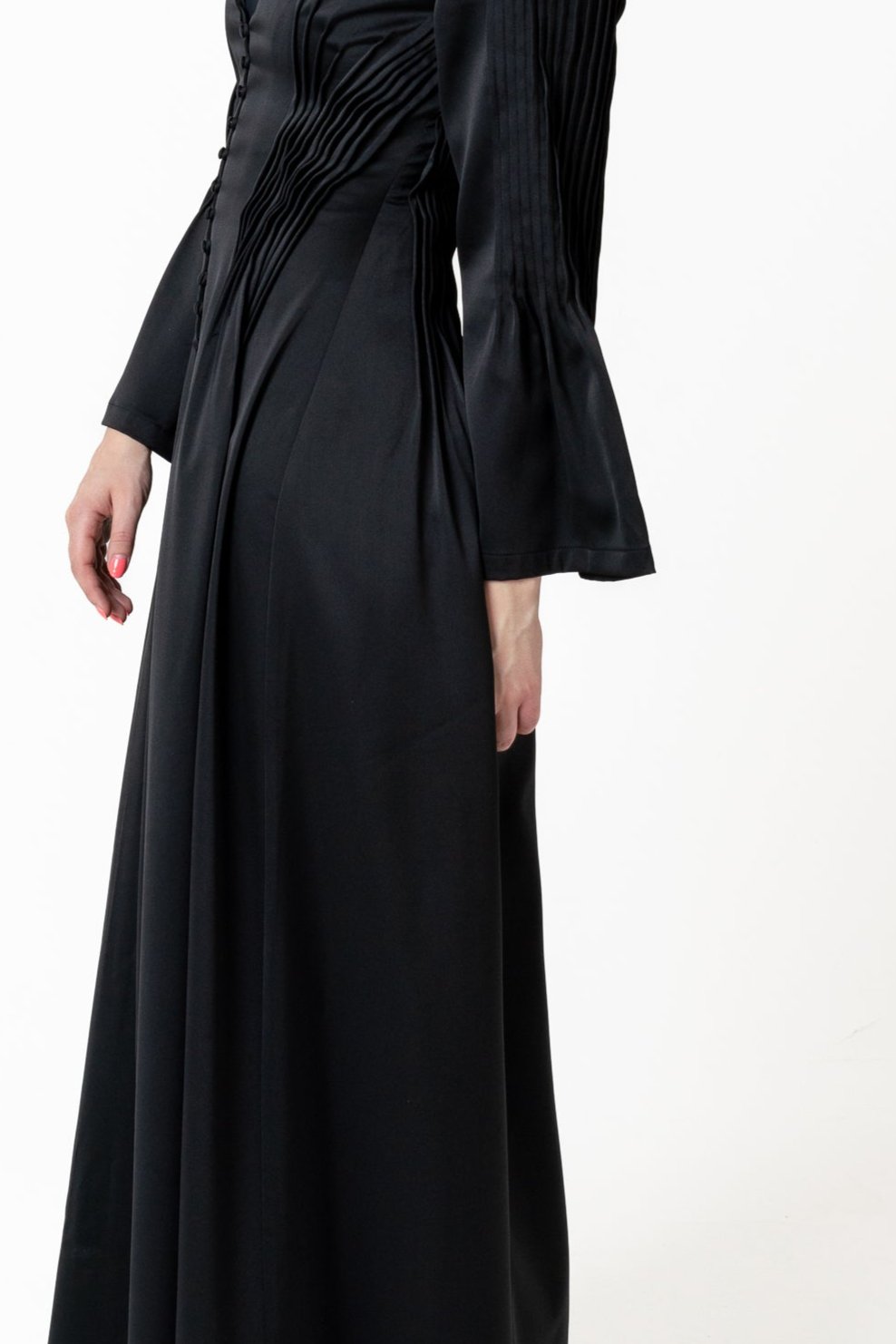 Maxi Pintuck Dress Black buttons